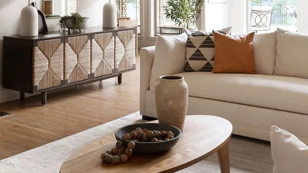 Black and White Living room 3