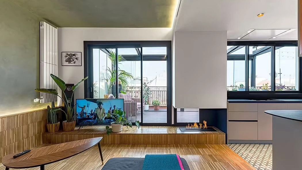 Top Penthouse Living room 5