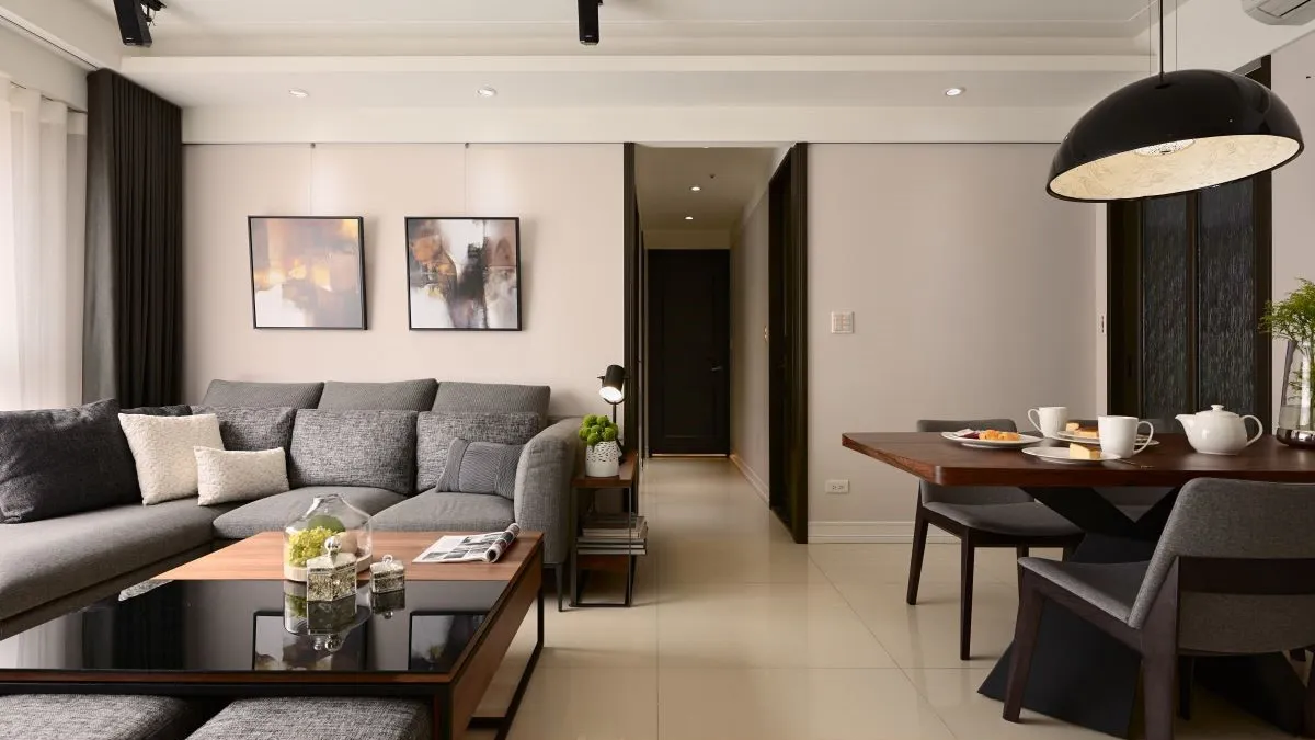 Colour and Movement Living room 2