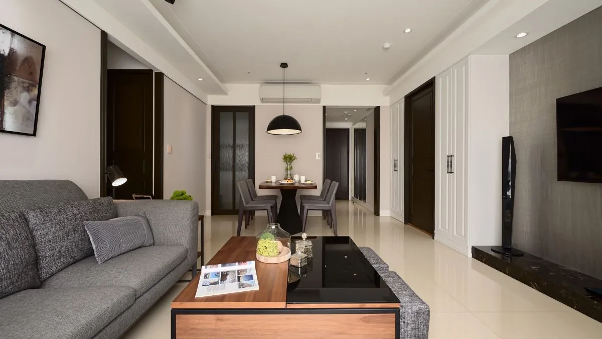 Colour and Movement Living room 3