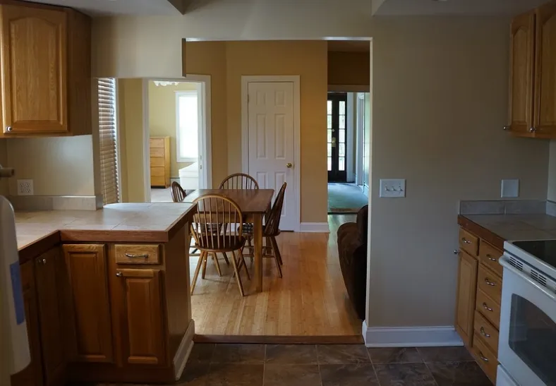Small Dining Room Sets for Small Spaces