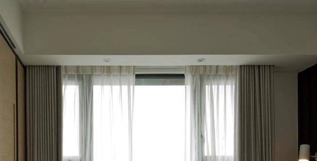 High Scandinavian ceiling creates bright, open modern living space.